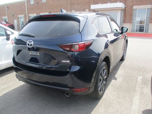 Used 2018 MAZDA CX-5 Touring w/ Preferred Equipment Package FWD image 20