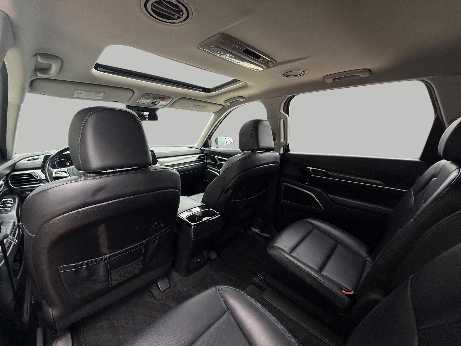 Used 2025 Kia Telluride S AWD/4WD image 32