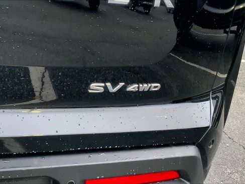 Used 2024 Nissan Pathfinder SV image 9