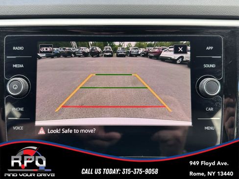 Used 2023 Volkswagen Atlas SE AWD/4WD image 22