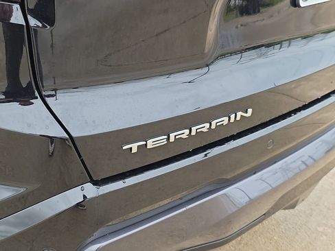 New 2026 GMC Terrain AT4 w/ Convenience Package III image 36