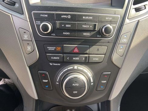 Used 2018 Hyundai Santa Fe Sport w/ 2.4L Value Package 02 FWD image 25