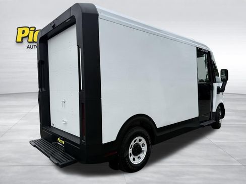 Used 2024 Chevrolet Brightdrop 400 w/ Commercial Equipment Package AWD/4WD image 5