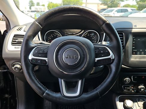 Used 2020 Jeep Compass Latitude w/ Cold Weather Group AWD/4WD image 20