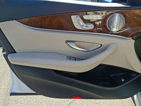 Used 2019 Mercedes-Benz E 450 4MATIC Sedan image 11