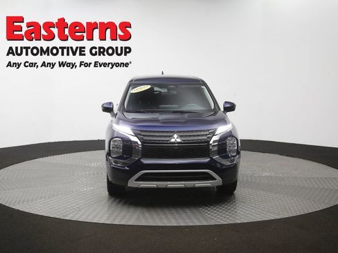 Used 2024 Mitsubishi Outlander SE FWD image 57