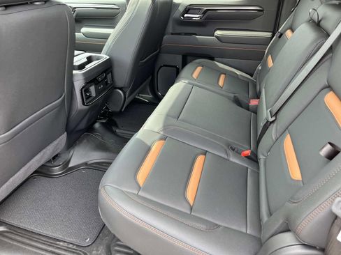 New 2026 GMC Sierra 1500 AT4 w/ AT4 Premium Package AWD/4WD image 20