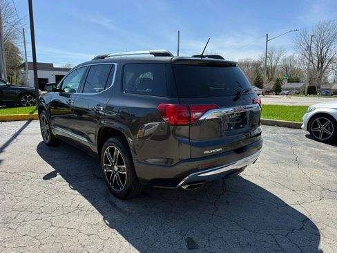 Used 2017 GMC Acadia Denali w/ Technology Package AWD/4WD image 3