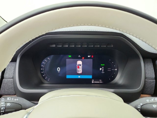 New 2026 Volvo XC90 T8 Ultra w/ Protection Package AWD/4WD image 24