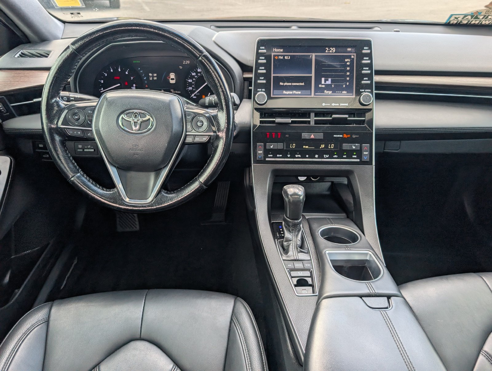 Used 2020 Toyota Avalon XLE w/ Moonroof Package FWD image 17