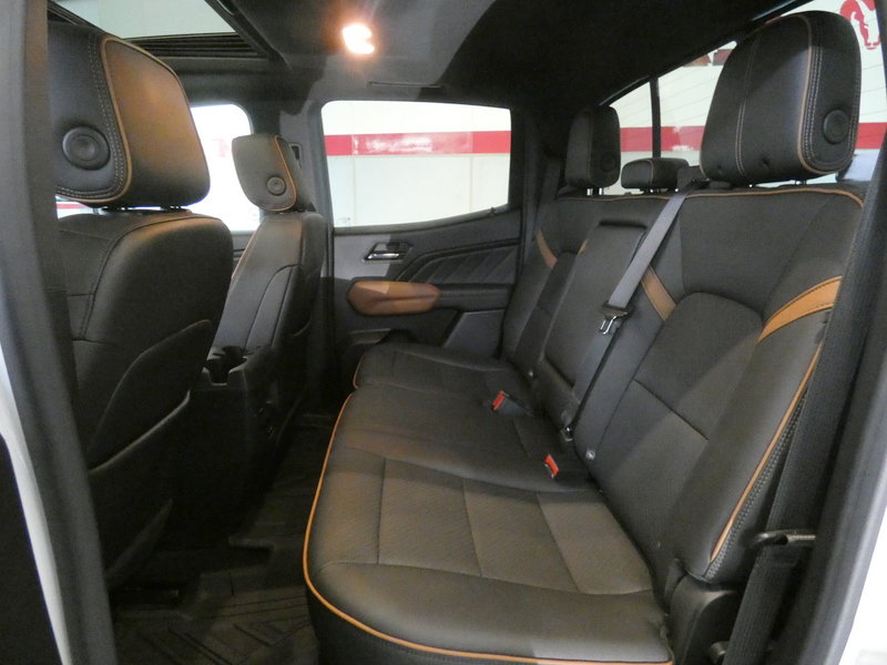 Used 2023 GMC Canyon AT4 w/ AT4 Premium Package AWD/4WD image 34