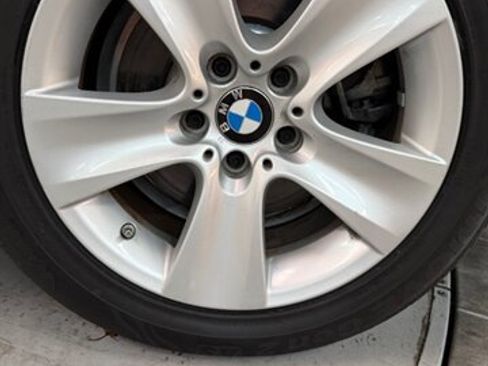 Used 2013 BMW 528i Sedan image 35