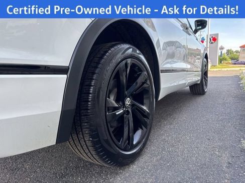 Certified 2023 Volkswagen Tiguan SE R-Line AWD/4WD image 26