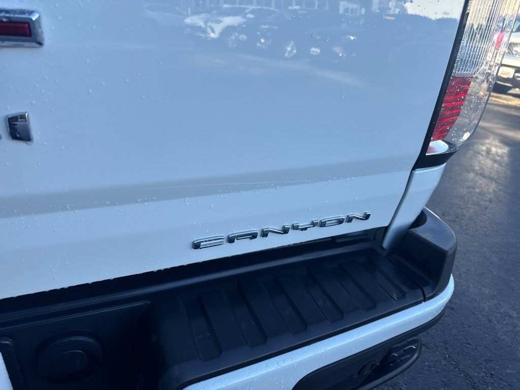 Used 2022 GMC Canyon Denali AWD/4WD image 16