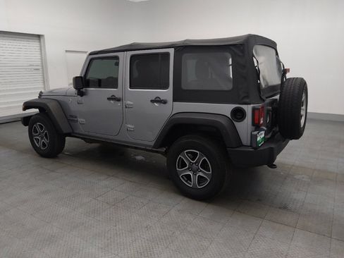 Used 2016 Jeep Wrangler Unlimited Sport AWD/4WD image 3