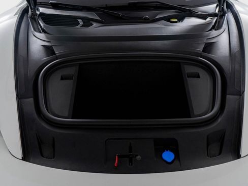 Used 2024 Porsche Taycan GTS w/ Premium Package (P6U) image 56