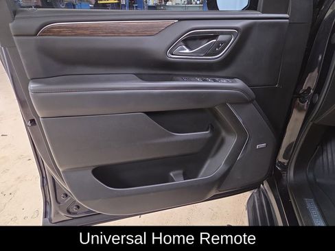 Used 2022 Chevrolet Tahoe High Country image 11