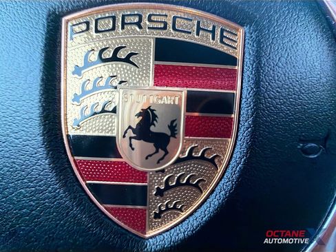 Used 2022 Porsche Macan S AWD/4WD image 42