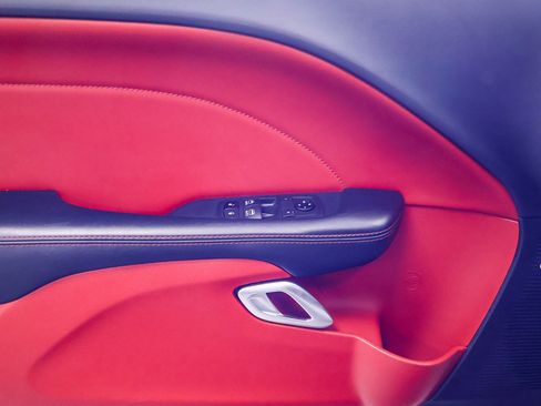 Used 2020 Dodge Challenger R/T Scat Pack RWD image 11