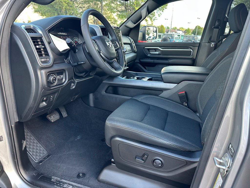 Used 2025 RAM 1500 Big Horn AWD/4WD image 27