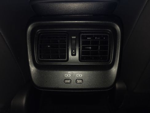 Used 2023 Toyota Crown Platinum AWD/4WD image 28