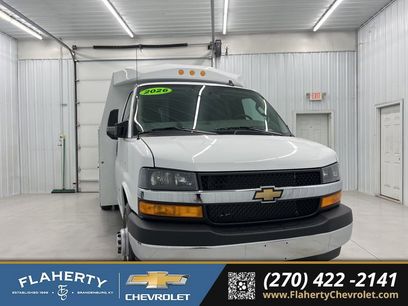 New 2026 Chevrolet Express 3500 w/ Power Convenience Package
