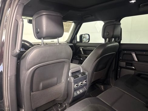 Used 2023 Land Rover Defender 110 V8 AWD/4WD image 25