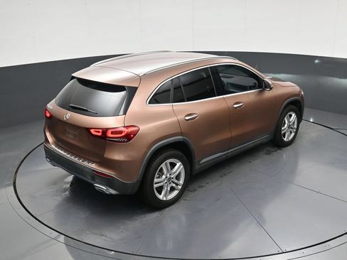 Used 2023 Mercedes-Benz GLA 250 w/ Premium Package image 31