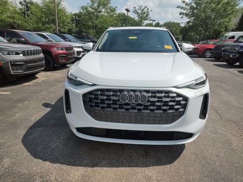 Used 2025 Audi Q5 Prestige AWD/4WD image 2