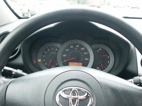 Used 2007 Toyota RAV4 Sport image 10