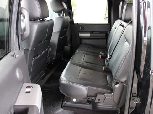 Used 2016 Ford F250 Lariat w/ Lariat Ultimate Package AWD/4WD image 14