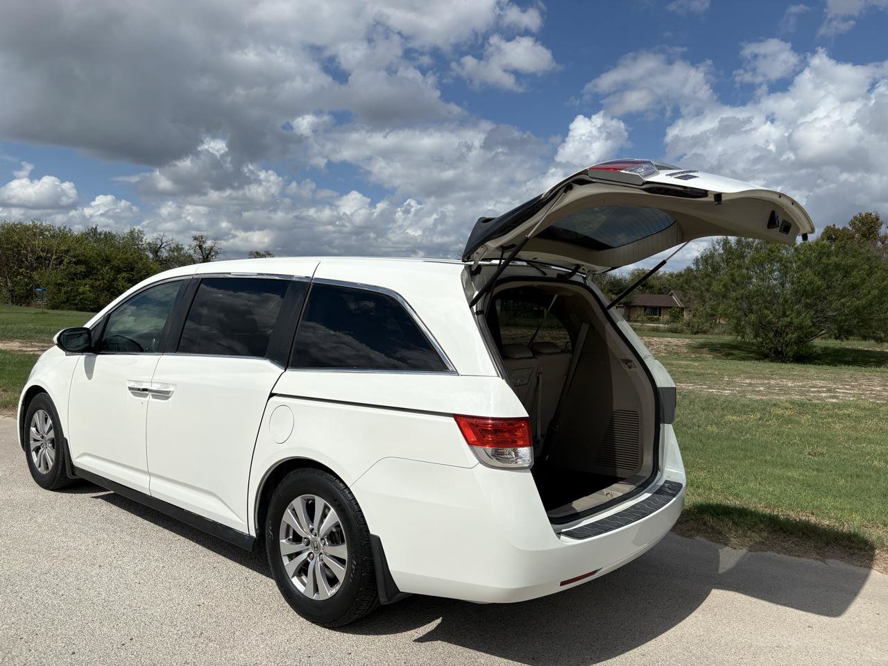 Used 2014 Honda Odyssey EX-L image 13