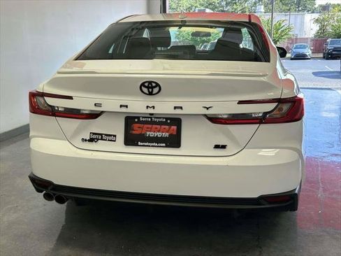 Certified 2025 Toyota Camry SE FWD image 4