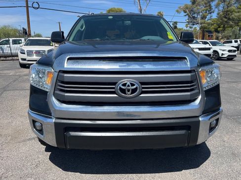Used 2014 Toyota Tundra SR5 w/ SR5 Upgrade Package AWD/4WD image 12