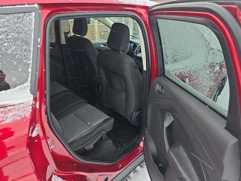 Used 2019 Ford Escape SE image 13