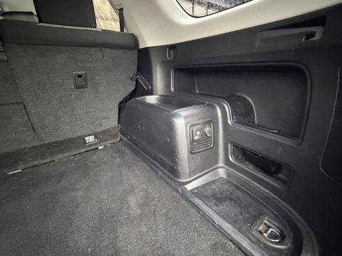Used 2019 Toyota 4Runner SR5 AWD/4WD image 49