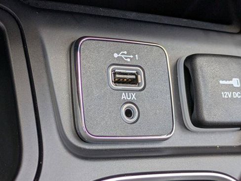 Certified 2021 Jeep Cherokee Latitude Lux w/ Comfort/Convenience Group FWD image 23