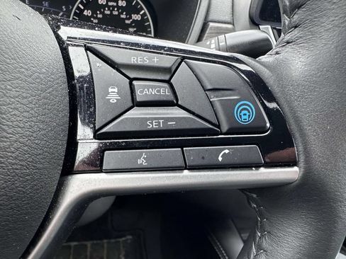 Used 2024 Nissan Altima 2.5 SV w/ SV Premium Package AWD/4WD image 18