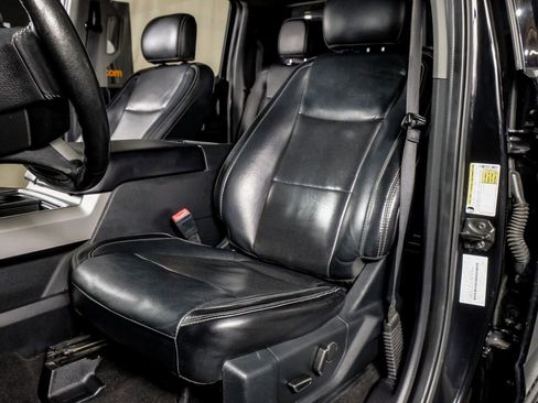 Used 2019 Ford F250 Lariat w/ Lariat Ultimate Package image 31