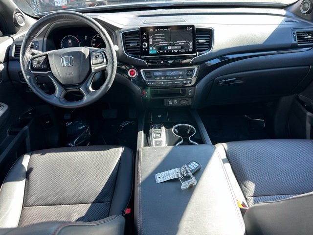 Used 2025 Honda Ridgeline Black Edition image 31