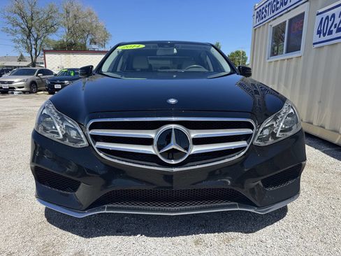 Used 2014 Mercedes-Benz E 350 4MATIC Sedan image 2