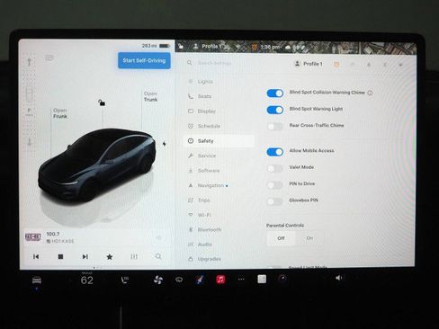 Used 2026 Tesla Model Y Long Range RWD image 41