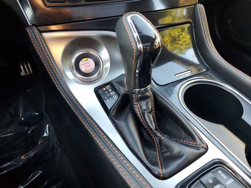 Used 2022 Nissan Maxima SR w/ Sport Mat Group image 24