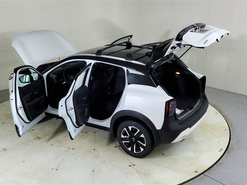 New 2026 Nissan Kicks SV w/ Cold Weather Package image 26