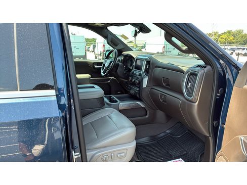 Used 2020 Chevrolet Silverado 1500 LTZ w/ LTZ Premium Package AWD/4WD image 4