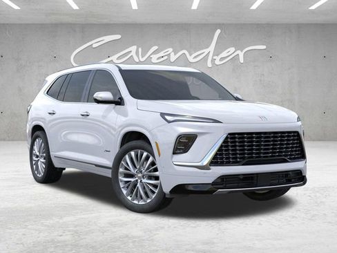 New 2026 Buick Enclave Avenir FWD image 7