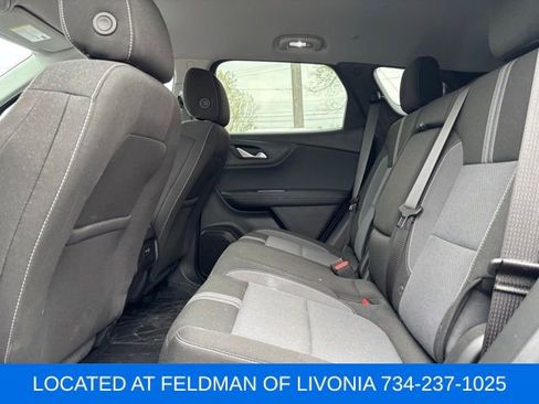Certified 2024 Chevrolet Blazer LT w/ Convenience Package FWD image 9