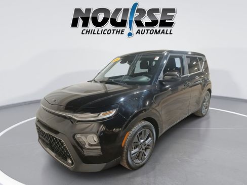 Used 2020 Kia Soul EX image 1