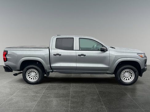 Used 2025 Chevrolet Colorado W/T image 8