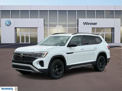 New 2025 Volkswagen Atlas Peak Edition SE